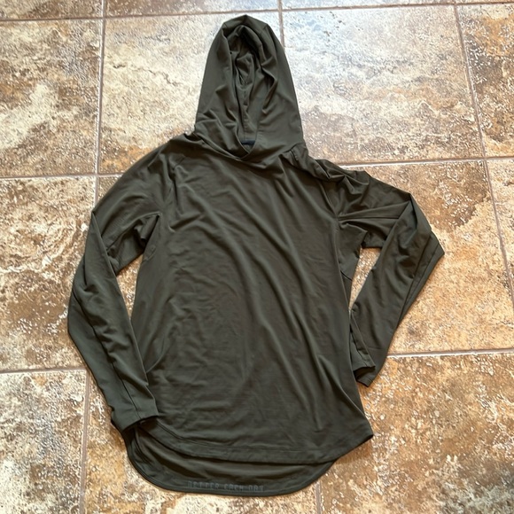 Men’s lululemon long sleeve performance hoodie. Size medium. Dark green - Picture 1 of 6